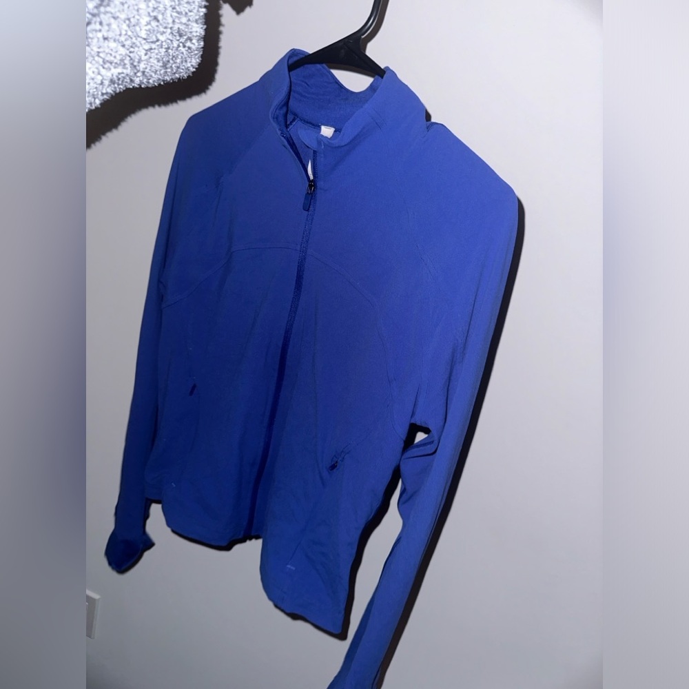 Blue lululemon define cropped jacket